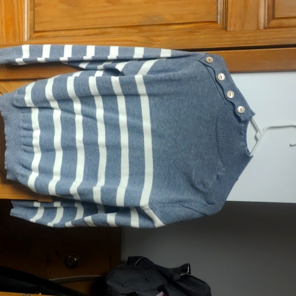 Boutique Sweater with button neck